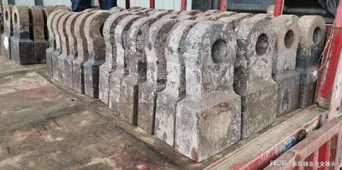 破碎機錘頭詳細安裝,破碎機錘頭重量分配合理,順序如何分配